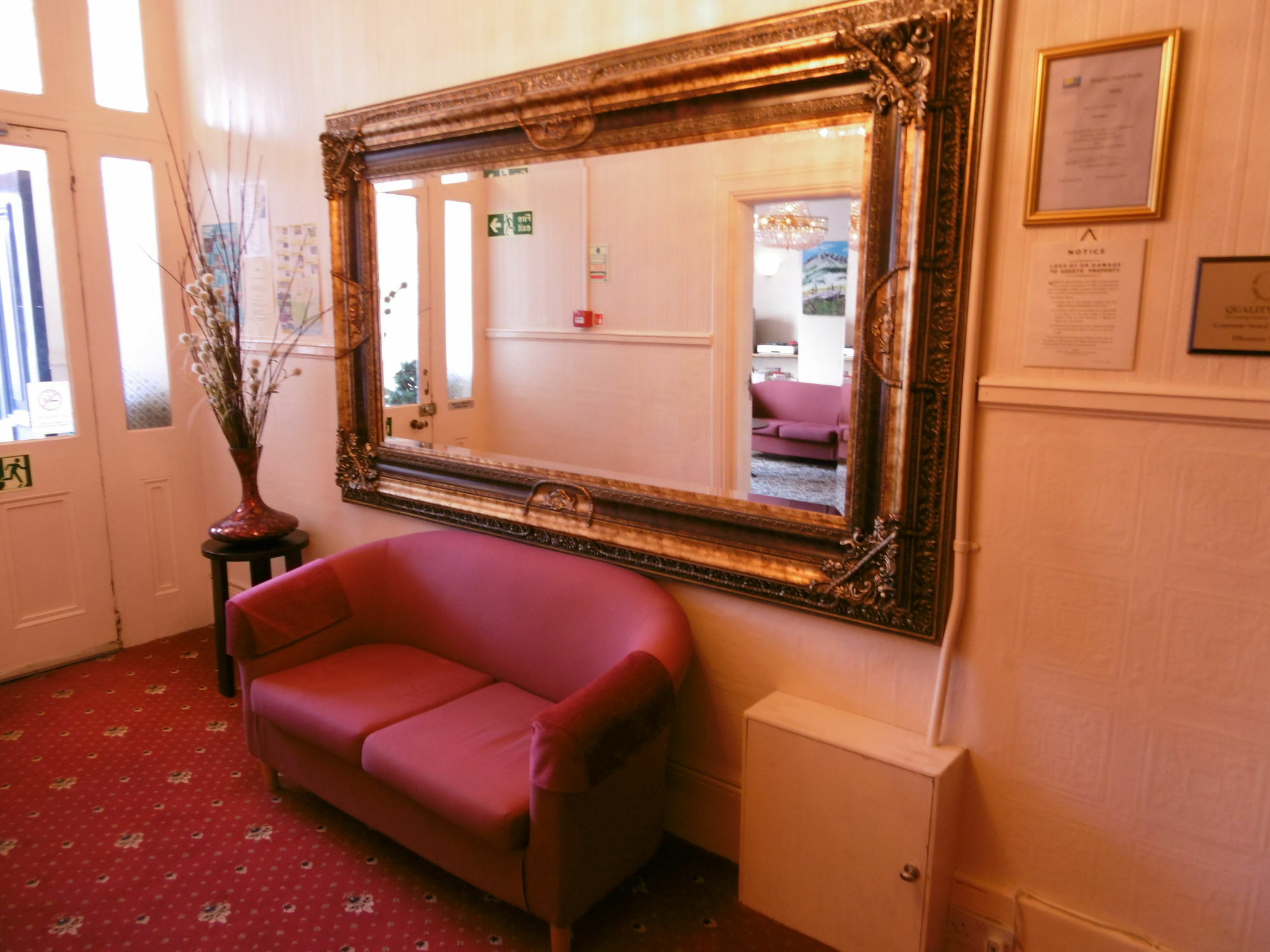 The Ellesmere Hotel Eastbourne Exterior photo